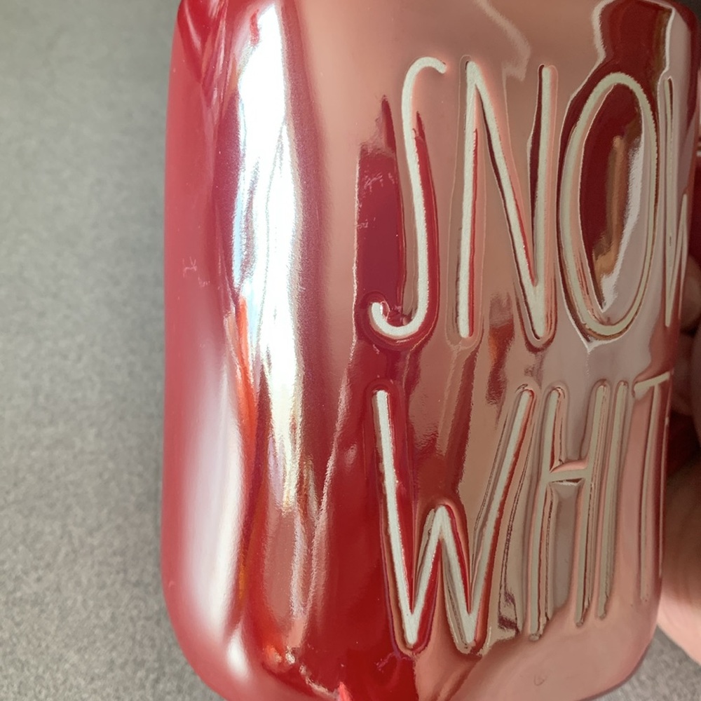 Rae Dunn SNOW WHITE Red Luster Mug Artisan Collection by Magenta Disney Princess - Picture 5 of 5